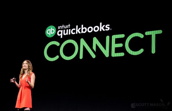 Amy Purdy delivering a speech at the Quickbooks Connect conference